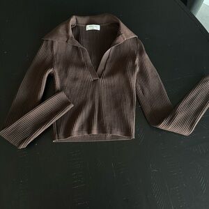 ARITZIA Collared Long Sleeve Crop